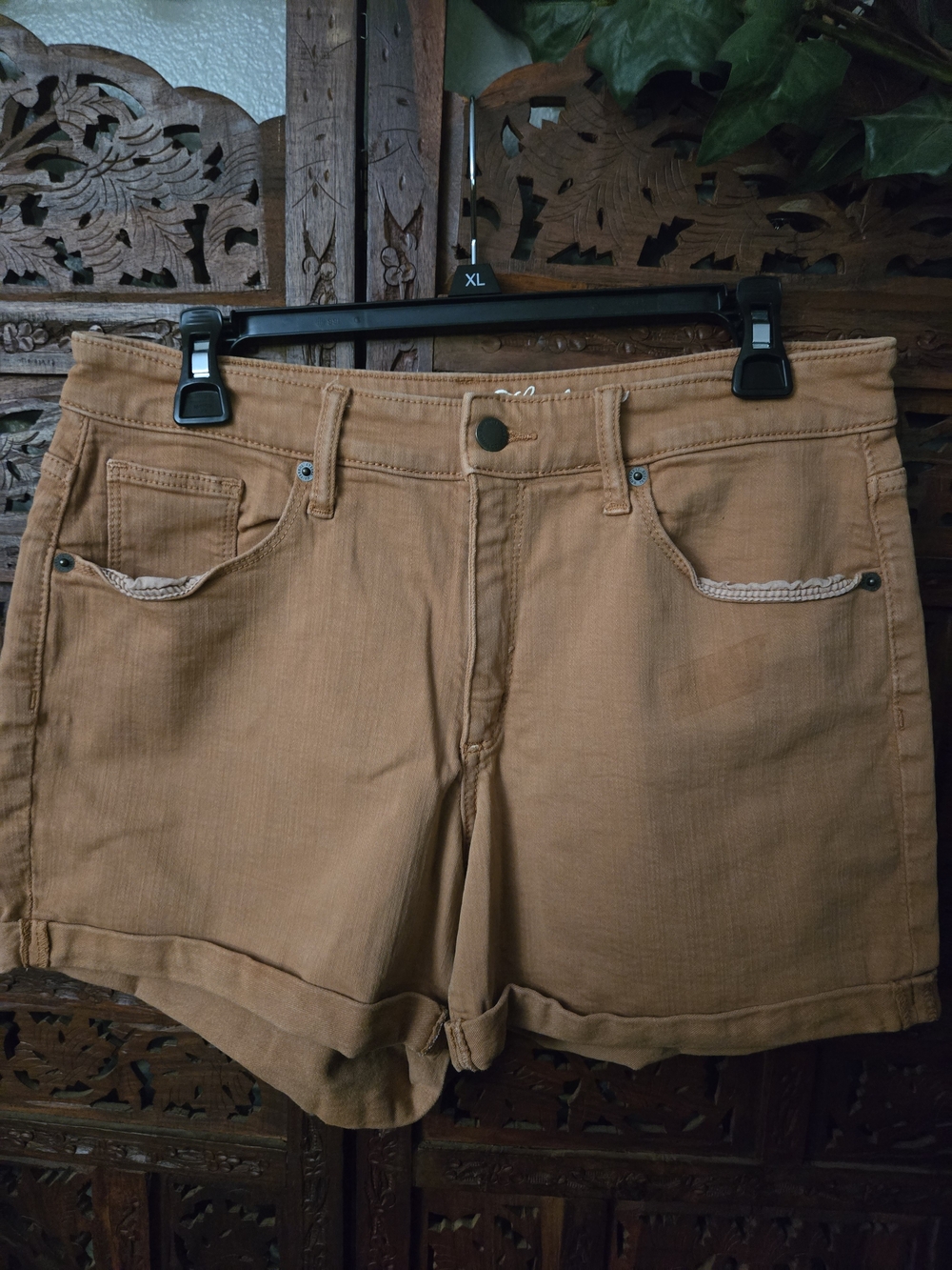 Universal Thread Women's Tan Denim Roll-Cuff Jean Shorts